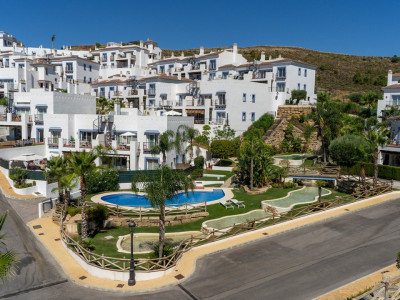 Zweistöckiges Penthouse zum Verkauf in Benahavis