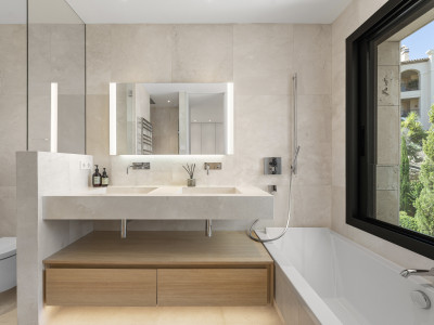 Дуплекс в продаже в La Quinta, Бенахавис