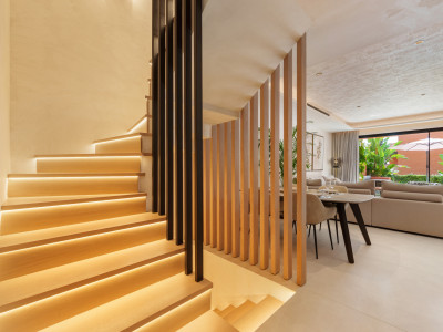 Adosado en venta en Altos de Puente Romano, Marbella Golden Mile