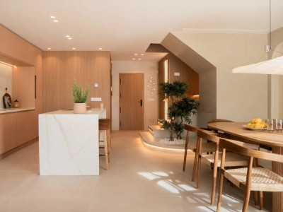 Adosado en venta en Azalea Beach, Marbella - Puerto Banus