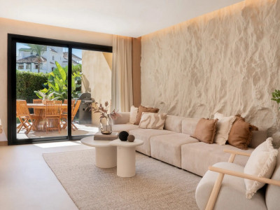 Adosado en venta en Azalea Beach, Marbella - Puerto Banus