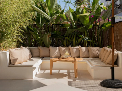 Adosado en venta en Azalea Beach, Marbella - Puerto Banus