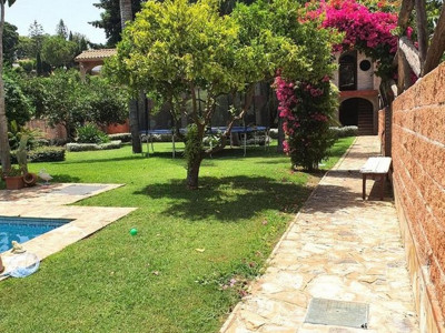Villa en venta en San Pedro de Alcantara