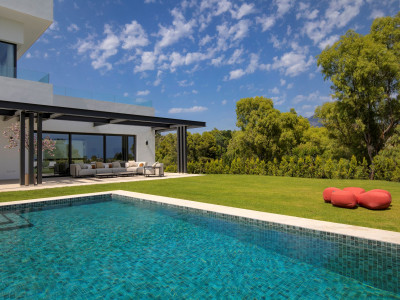 Villa en venta en Benahavis