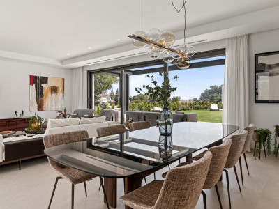 Villa en venta en Benahavis