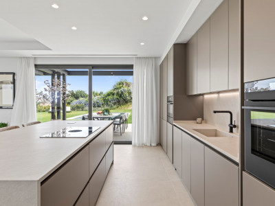 Villa en venta en Benahavis