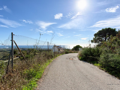 Finca en venta en Los Reales - Sierra Estepona, Estepona