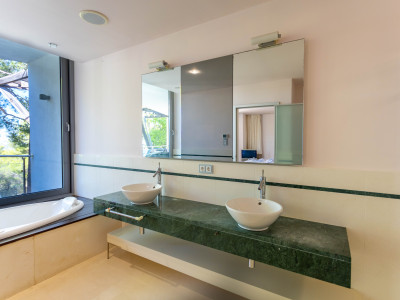 Villa Jumelée à vendre à Meisho Hills, Marbella Golden Mile