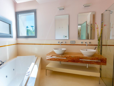 Villa Jumelée à vendre à Meisho Hills, Marbella Golden Mile