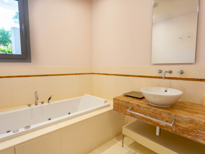 Villa Jumelée à vendre à Meisho Hills, Marbella Golden Mile