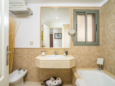 Appartement à vendre à Benatalaya, Estepona