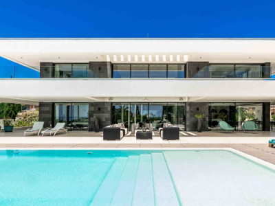 Villa zum Verkauf in Los Flamingos Golf, Benahavis