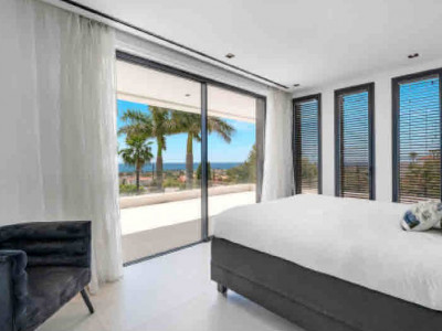 Villa zum Verkauf in Los Flamingos Golf, Benahavis