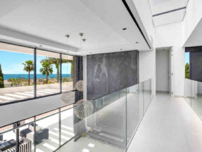 Villa zum Verkauf in Los Flamingos Golf, Benahavis