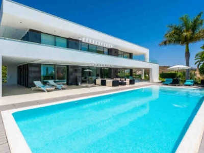 Villa zum Verkauf in Los Flamingos Golf, Benahavis