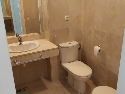 Apartamento en venta en Los Granados Playa, Estepona