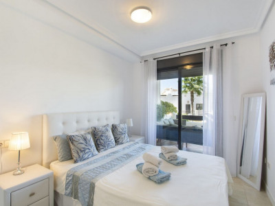 Apartamento Planta Baja en venta en Selwo, Estepona