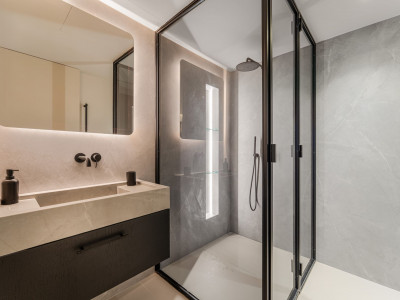 Duplex Penthouse for sale in Monte Halcones, Benahavis