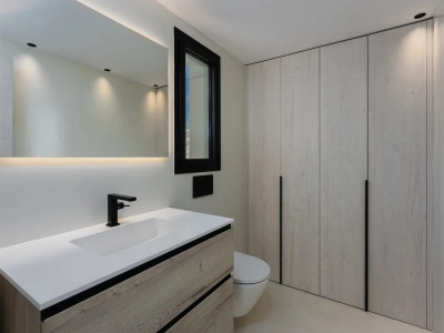 Villa for sale in Costalita, Estepona