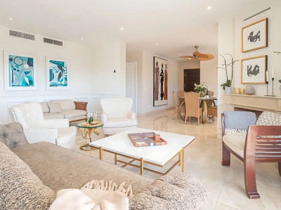 Villa for sale in Paraiso Alto, Benahavis