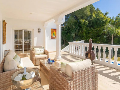 Villa for sale in Paraiso Alto, Benahavis