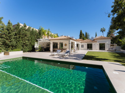 Вилла в продаже в La Cerquilla, Новая Андалусия