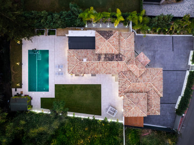 Вилла в продаже в La Cerquilla, Новая Андалусия