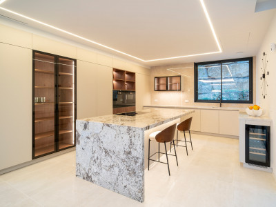 Вилла в продаже в Paraiso Alto, Бенахавис