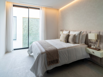 Вилла в продаже в Paraiso Alto, Бенахавис