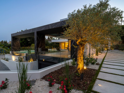 Вилла в продаже в Paraiso Alto, Бенахавис