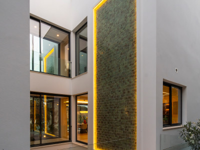 Вилла в продаже в Paraiso Alto, Бенахавис