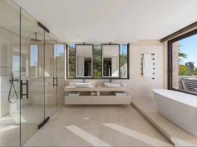 Villa zum Verkauf in Marbella Hill Club, Marbella Goldene Meile