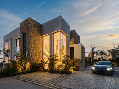 Villa zum Verkauf in Marbella Hill Club, Marbella Goldene Meile