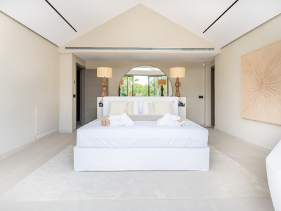 Вилла в продаже в Atalaya Golf, Эстепона