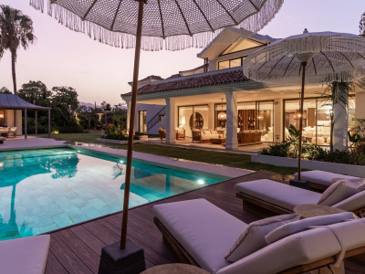 Вилла в продаже в Atalaya Golf, Эстепона