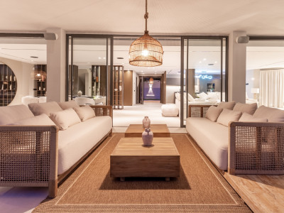 Вилла в продаже в Atalaya Golf, Эстепона