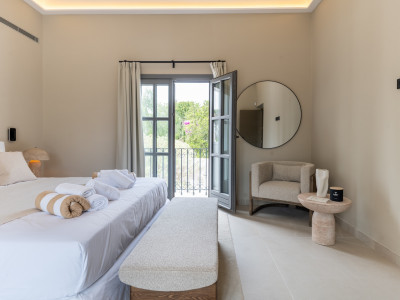 Вилла в продаже в Atalaya Golf, Эстепона