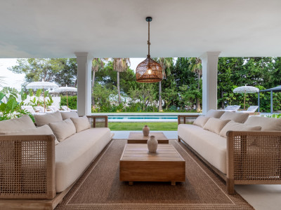 Вилла в продаже в Atalaya Golf, Эстепона