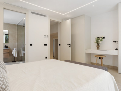 Вилла в продаже в Guadalmina Alta, Сан Педро де Алькантара