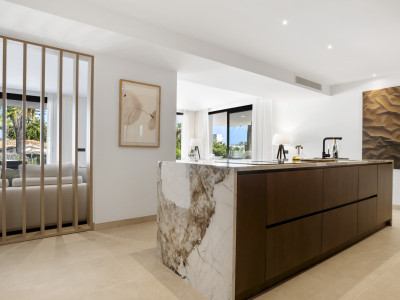 Вилла в продаже в Guadalmina Alta, Сан Педро де Алькантара