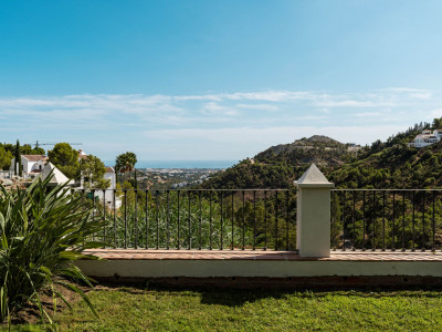 Вилла в продаже в El Madroñal, Бенахавис