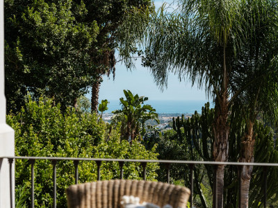 Вилла в продаже в El Madroñal, Бенахавис