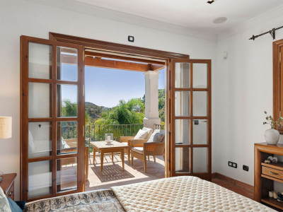 Вилла в продаже в El Madroñal, Бенахавис