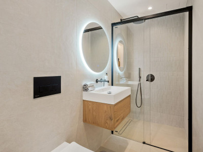 Таунхаус в продаже в Jardines de las Lomas, Золотая Миля