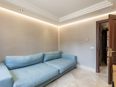 Апартамент на нижнем этаже в продаже в Mar Azul, Эстепона