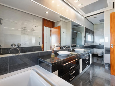 Вилла в продаже в Los Altos de los Monteros, Восточная Марбелья