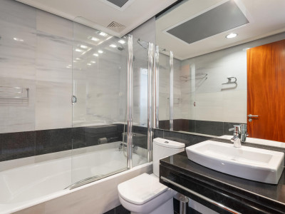 Вилла в продаже в Los Altos de los Monteros, Восточная Марбелья