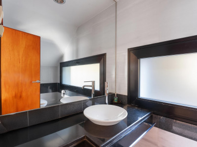 Вилла в продаже в Los Altos de los Monteros, Восточная Марбелья