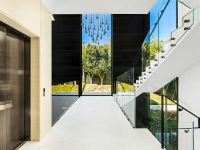 Апартамент в продаже в Emare, Эстепона