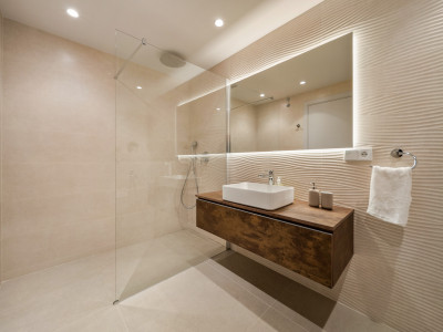 Апартамент на нижнем этаже в продаже в Magna Marbella, Новая Андалусия